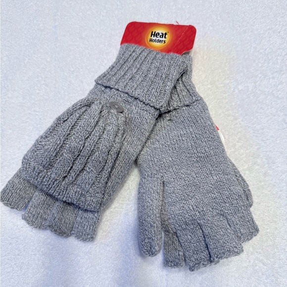 Heat Holder Gloves and matching hat - Picture 3 of 5